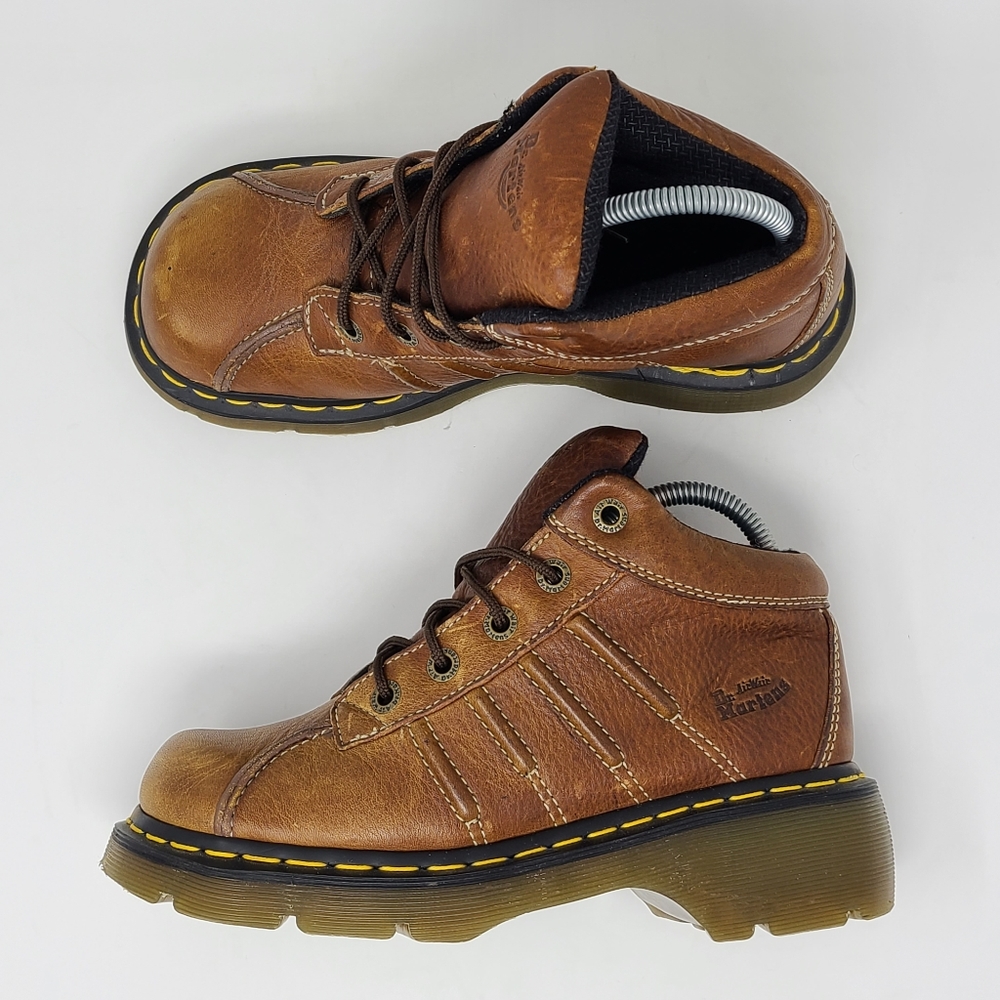 Dr Martens Air Wair Brown Boots 10447 5 Eye sz 8